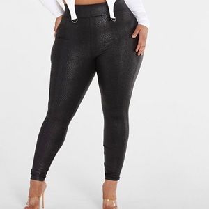 Fashion to Figure Jianna Snakeskin Texture Ponte Knit Black Leggings